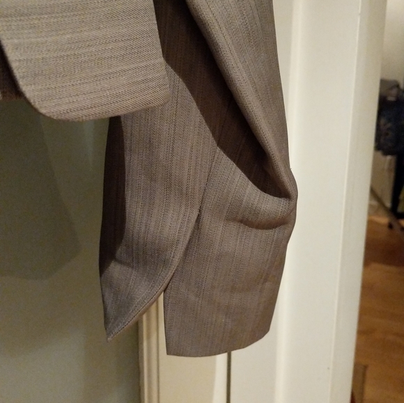 Jacqueline Conoir size 10 grey skirt suit - Picture 13 of 15